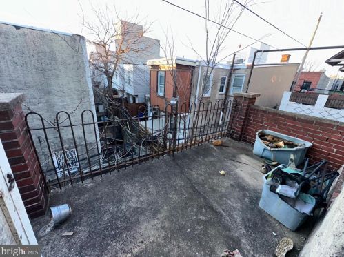 1822 20 St, Philadelphia PA 19140-1003 exterior