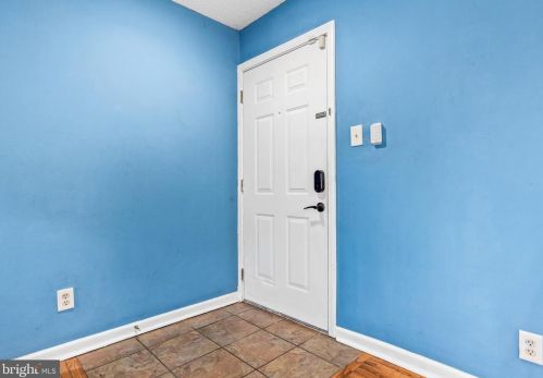 2608 Wade Rd, Washington, DC 20020-5949