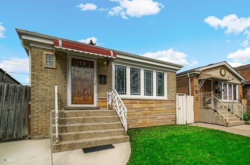 3210 Narragansett Ave, Chicago IL  60634-3905 exterior