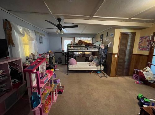 230 King St, Concord NH 03303-2112 exterior