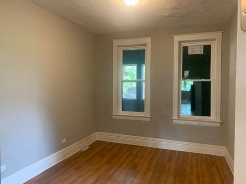 8444 Buffalo Ave, Chicago IL  60617-2609 exterior