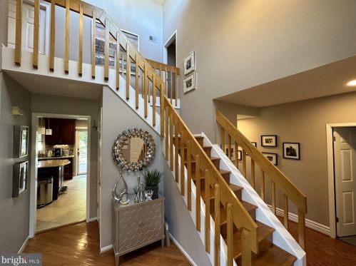 2269 Pne Rd, Huntingdon Valley PA 19006-4028 exterior