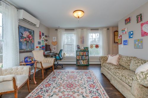 16 Shenandoah Dr, Concord NH  03301-7920 exterior