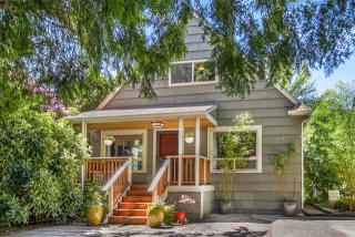 4737 49th Ave, Seattle, WA 98118-1833