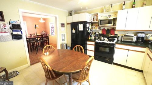 14 Fork Landing Rd, Riverton NJ 08077-4119 exterior