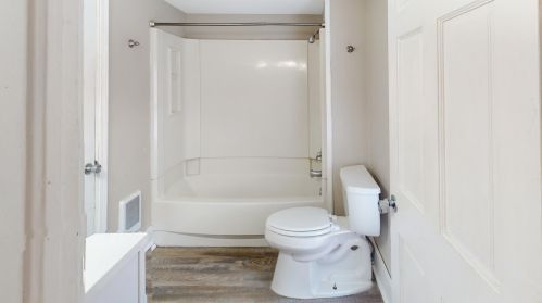 1405 Burdick St, Kalamazoo MI  49001-2701 exterior