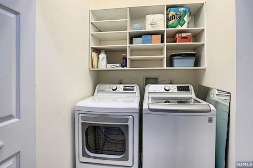 303 Cleveland Ln, Rockaway NJ 07866-5803 exterior