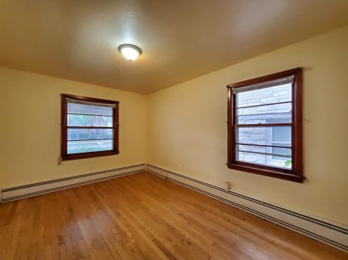 3172 46, Milwaukee WI 53210-2405 exterior