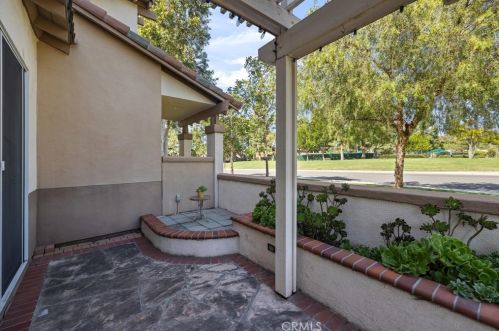 2479 Sunningdale Dr, Tustin CA 92782-0940 exterior