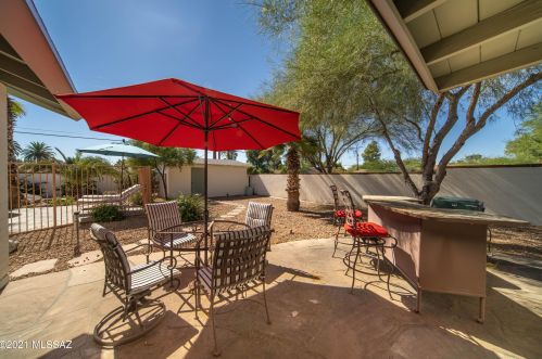 4002 Calle De Jardin, Tucson AZ 85711-3411 exterior