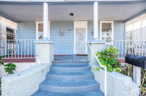 2330 Union St, Tampa, FL 33607-3423