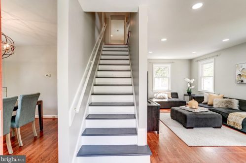 2702 Arvin St, Silver Spring, MD 20902-2605