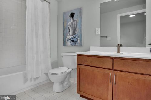 1800 28th Pl, Washington DC  20020-6408 exterior