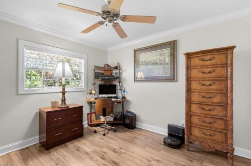 4584 Chippendale Dr, Naples FL 34112-5259 exterior