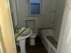 1040 Noble St, Gary IN 46404-1811 exterior