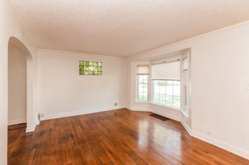 14122 State St, Chicago, IL 60827-2234