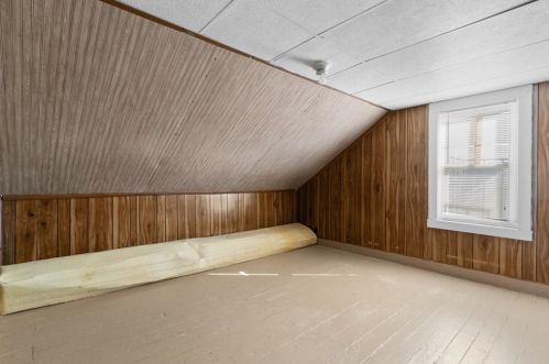 107 Penn St, Providence RI 02909-1326 exterior