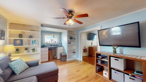 171 Village St, Concord NH 03303-4520 exterior