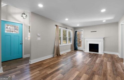 1526 Mayflower Ave, Atlanta GA 30311-2728 exterior