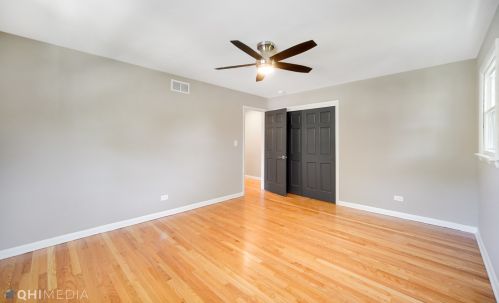 452 Adams St, Elmhurst IL  60126-4633 exterior