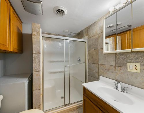 2500 59 Ave, Chicago IL 60804-2123 exterior