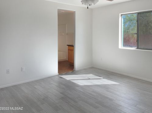 2448 Camino Malcote, Tucson AZ  85706-5134 exterior