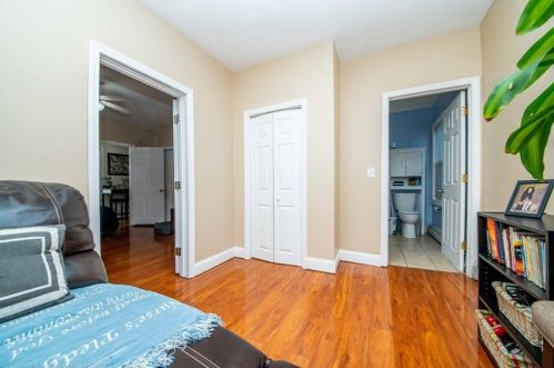 136 Ohio Ave, Providence RI  02905-4304 exterior