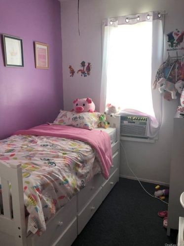 1848 Holland Ave, Bronx NY 10467-8709 exterior