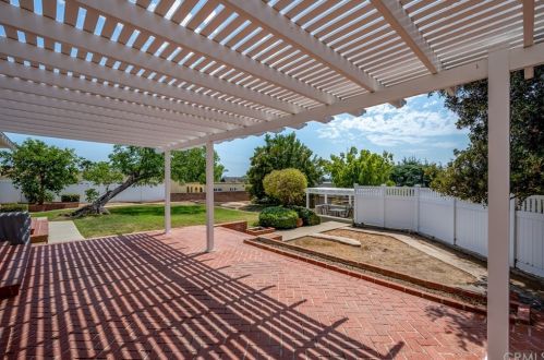 619 Drake Ave, Fullerton CA 92832-1140 exterior