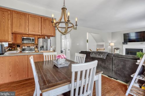 78 Menlena Cir, Hanover PA  17331-8662 exterior