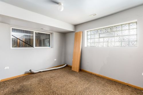 7215 Vincennes Ave, Chicago IL 60653-3410 exterior