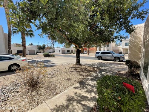 16023 25 Dr, Phoenix AZ exterior