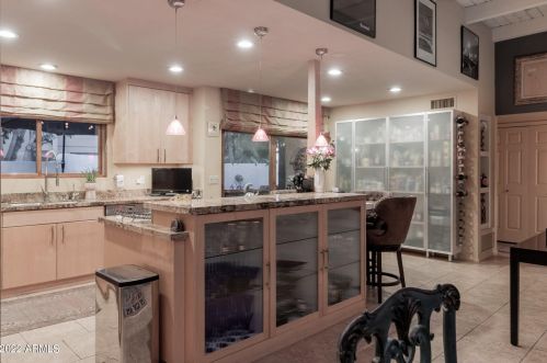 5326 26th St, Phoenix AZ 85050-1303 exterior