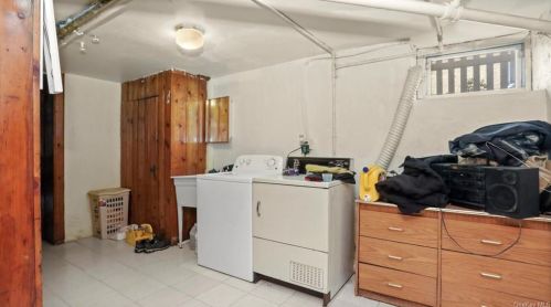 4315 Byron Ave, Bronx NY 10466-1517 exterior