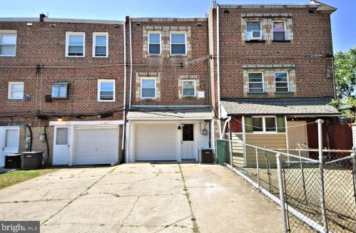 8721 Jackson St, Philadelphia PA 19145-2427 exterior