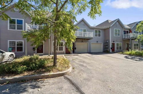 617 Dayton St, Madison WI  53703-4608 exterior