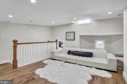 1337 Massachusetts Ave, Washington DC  20003-1540 exterior