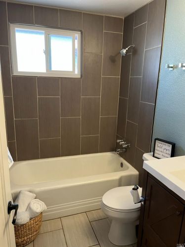 1367 Coventry Rd, Concord CA 94518-1120 exterior