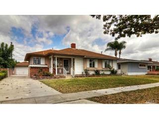 1819 Olive Ave, Fullerton CA  92833-3731 exterior