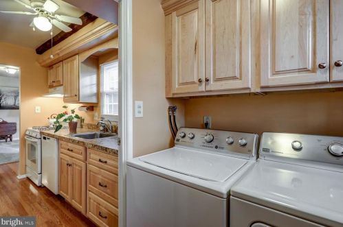 407 Valleybrook Dr, Lancaster PA 17601-4612 exterior