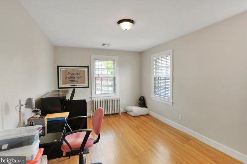 204 Forney Ave, Hanover PA  17331-2919 exterior