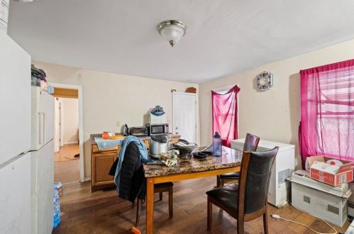 76 Newark St, Providence RI 02908-5316 exterior