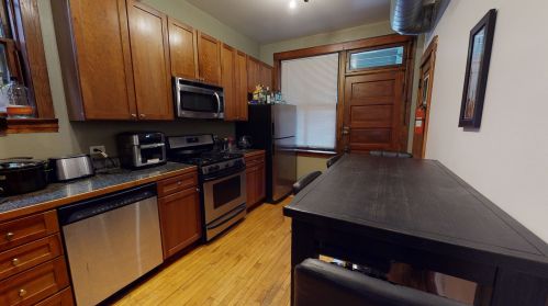 2145 Thomas St, Chicago IL 60622-3515 exterior