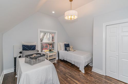 2311 Foster Ave, Chicago IL  60625-1825 exterior