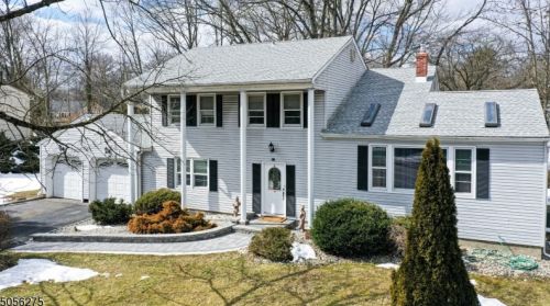 86 Beverwyck Rd, Parsippany, NJ 07054-2230