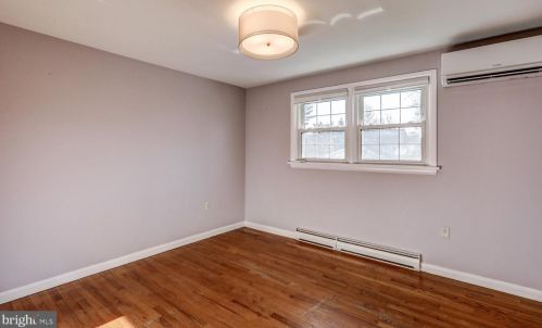 3075 Essex Pl, Lancaster PA  17601-1612 exterior