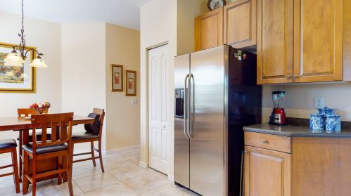 10051 Chadwick Dr, Fort Pierce FL 34987-2418 exterior