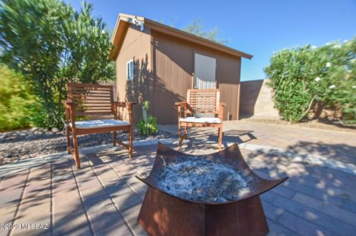 6802 Quailwood Way, Tucson AZ 85757-6923 exterior