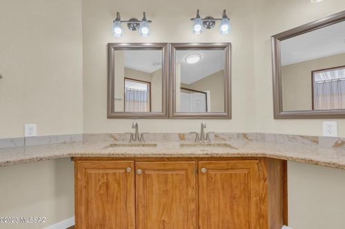 6143 Mainside Dr, Tucson AZ exterior