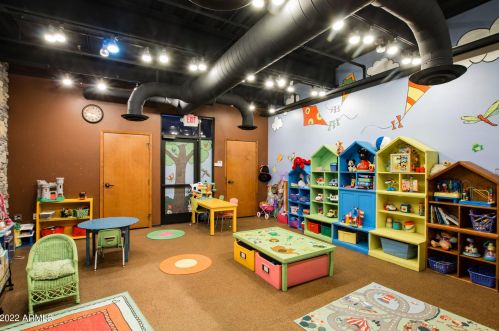 28705 21st Ave, Phoenix AZ 85027-3419 exterior